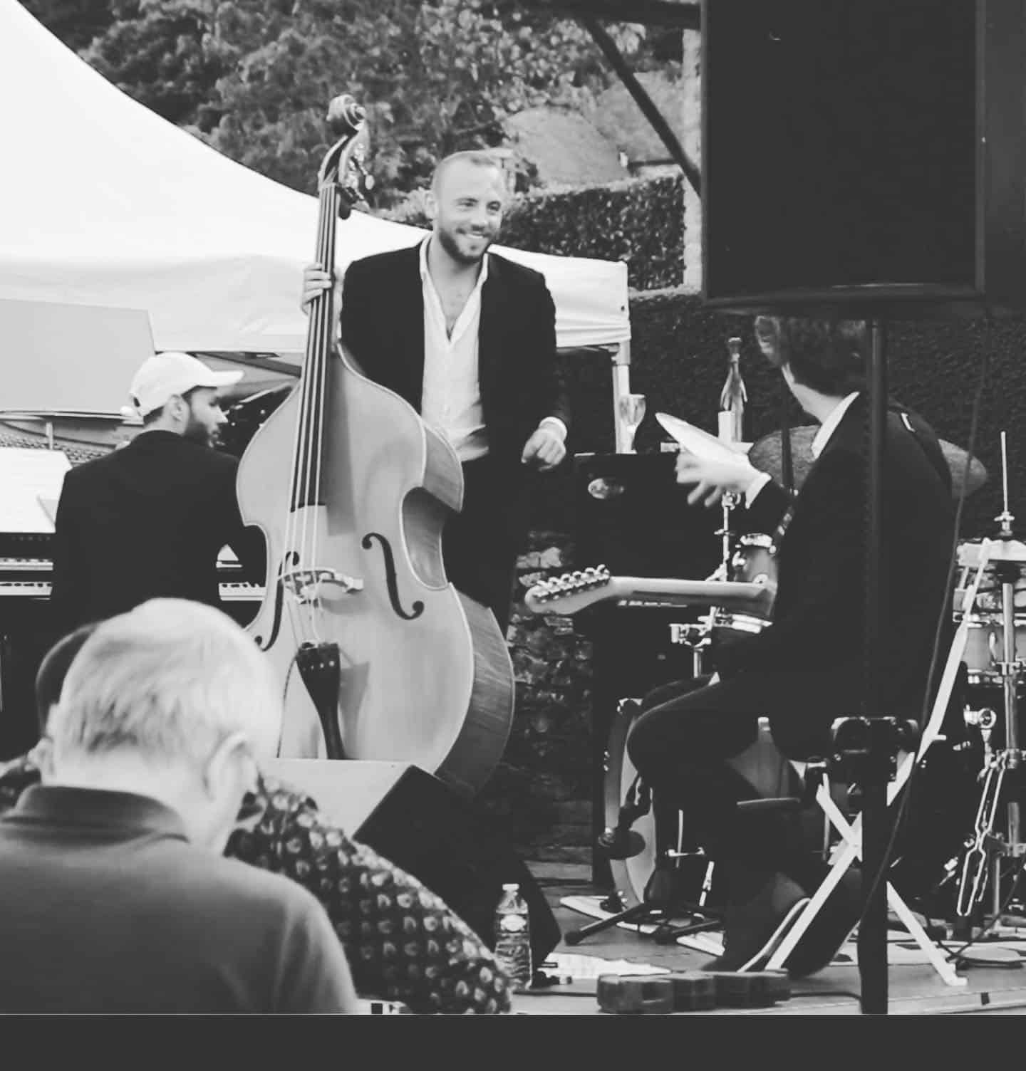 Giacomo Troncon performing live